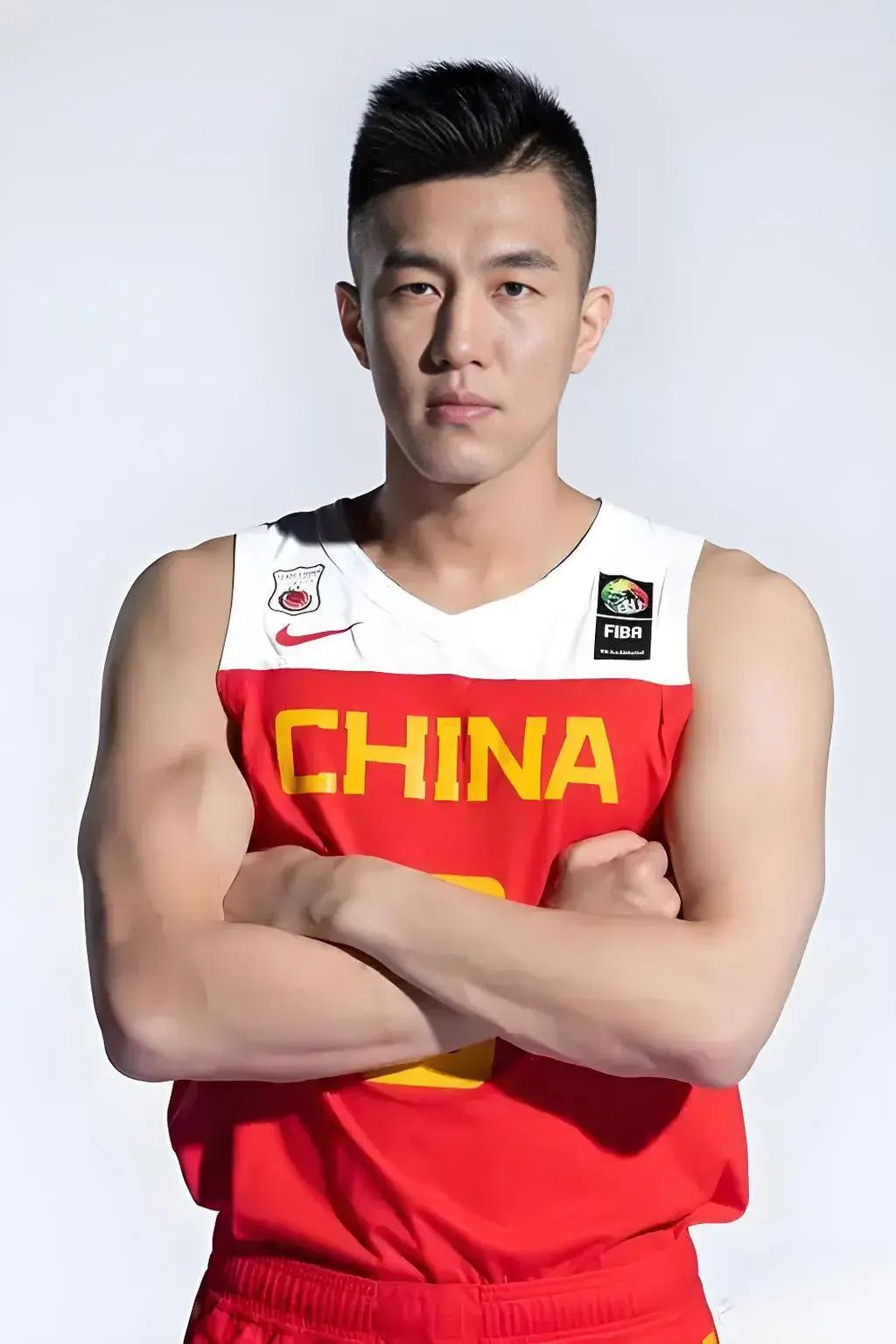 球盟会官方网站-青海男篮实力不容小觑,勇夺关键胜利的是谁